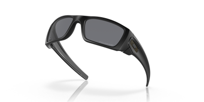 OAKLEY Fuel Cell Negro Mate Grey Polarized